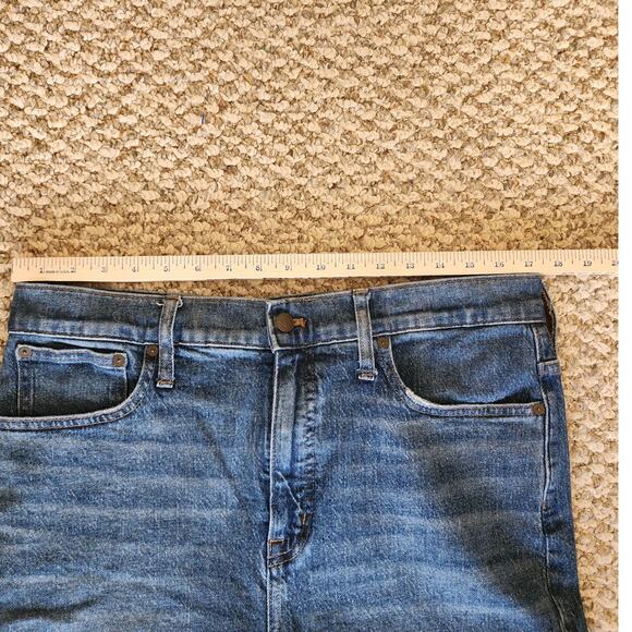 Madewell Size 32 Medium Wash Classic Straight Leg Jean 24 Inch Inseam - Picture 9 of 14